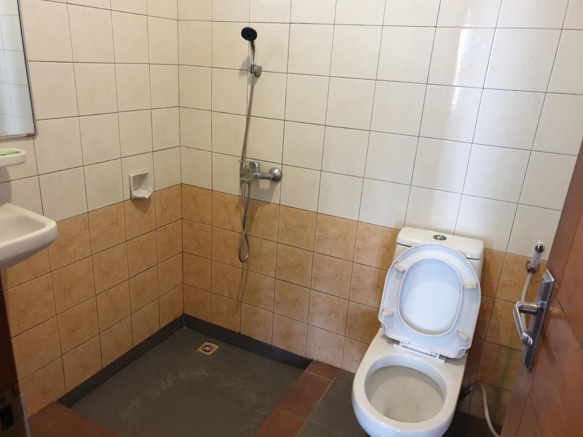 Yehezkiel Hotel Lembang Mitra Reddoorz Zewnętrze zdjęcie