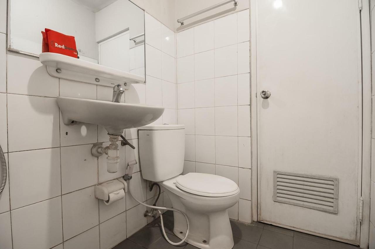 Yehezkiel Hotel Lembang Mitra Reddoorz Zewnętrze zdjęcie